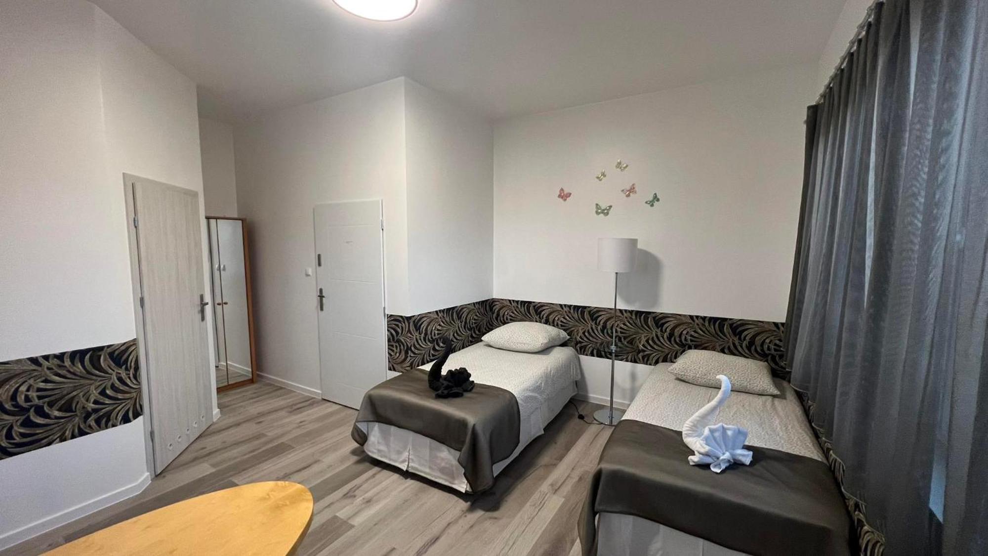 Hotel Azyl