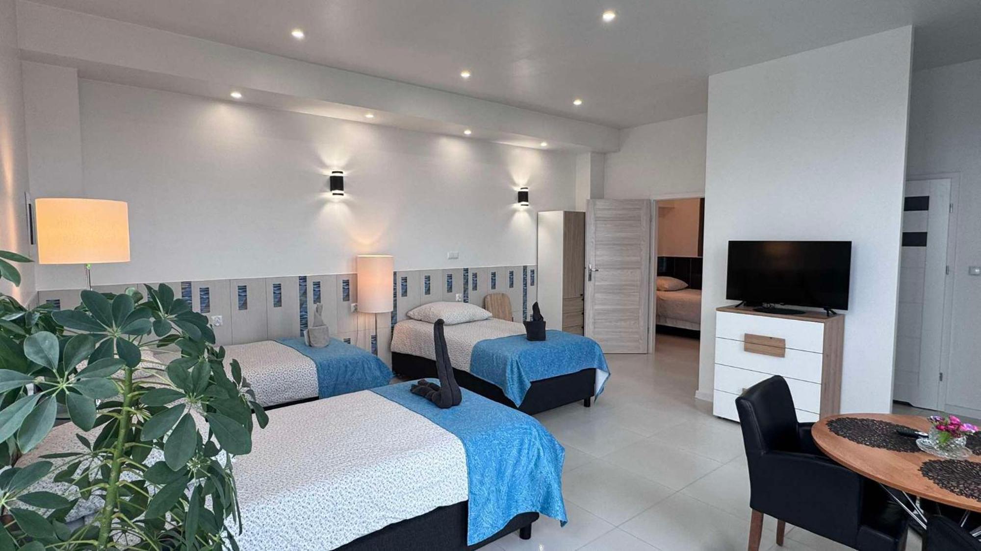 Hotel Azyl